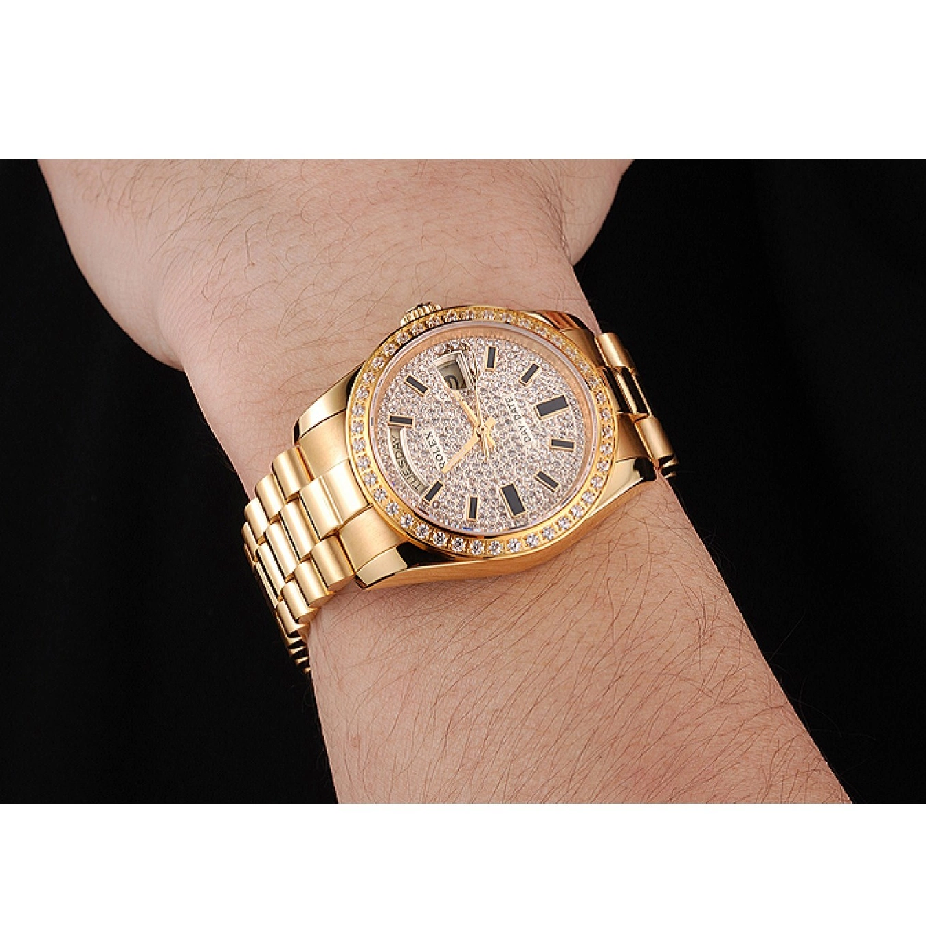 Aaa replica watch Dial Pave Bezel Date And Rolex Gold And Day Bracelet Swiss Case Diamond 0724